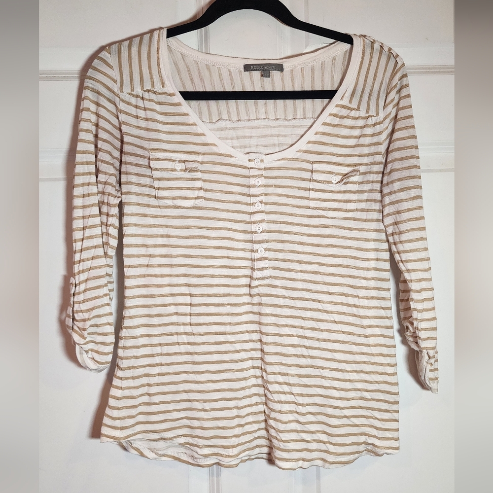 Retro-ology Striped Scoop Neck Button-Front Women's Top - Beige & White M